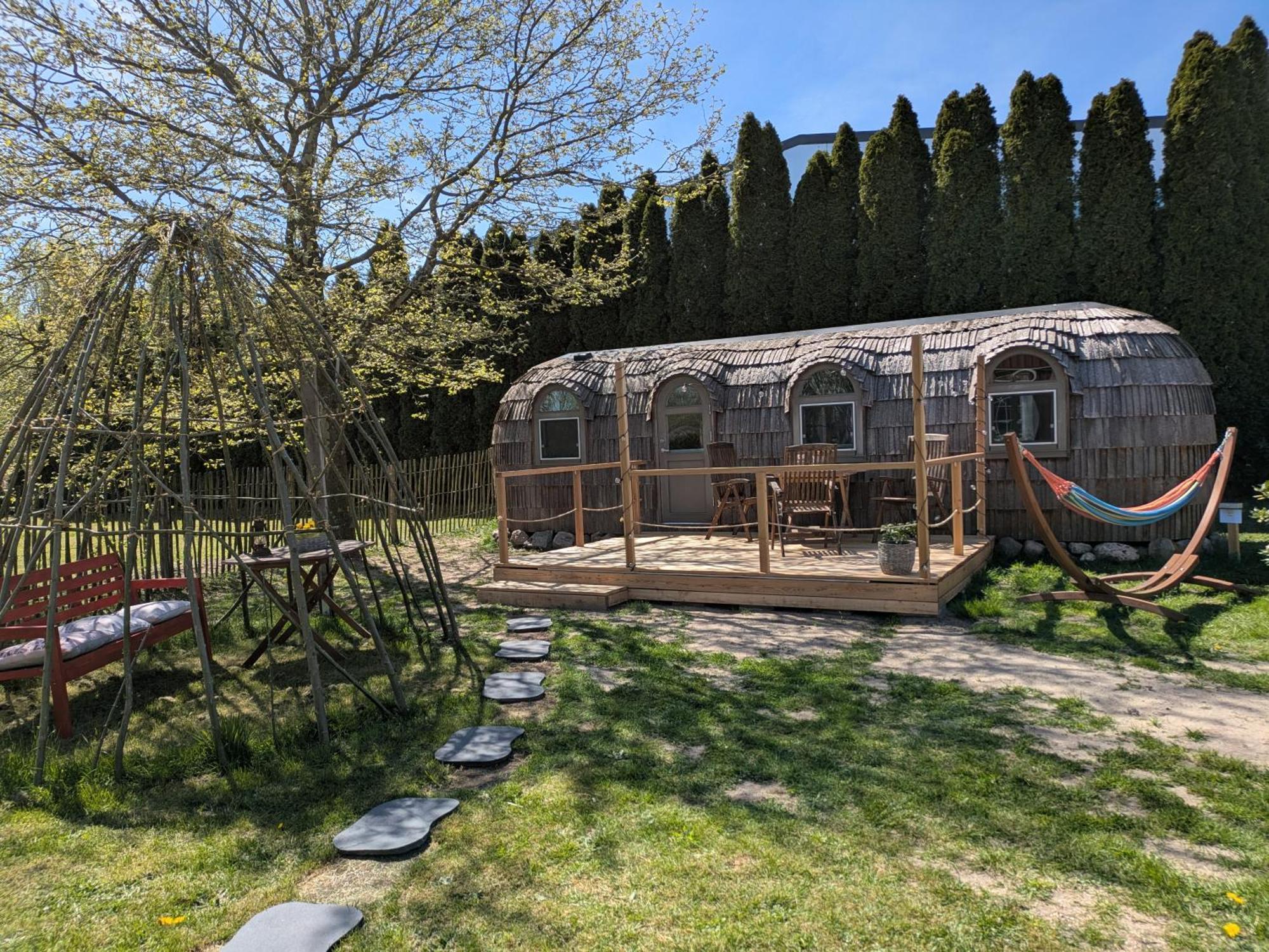 Bettis - Uebernachten Im Iglu-Tinyhaus Tostedt  Εξωτερικό φωτογραφία
